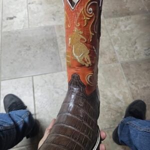 Camain belly boots with belt